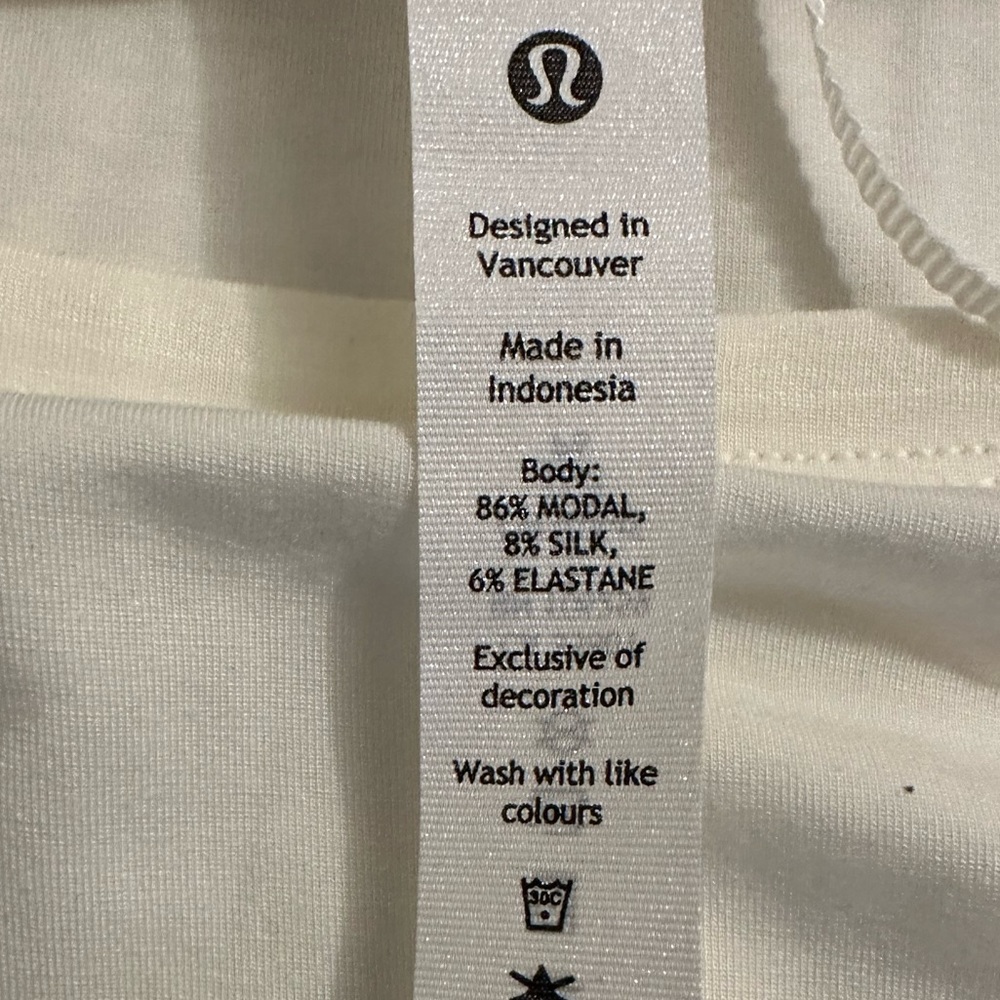 Lululemon Ivory Open Back Long Sleeve Top Shirt Sz 6, 8 - Picture 11 of 11